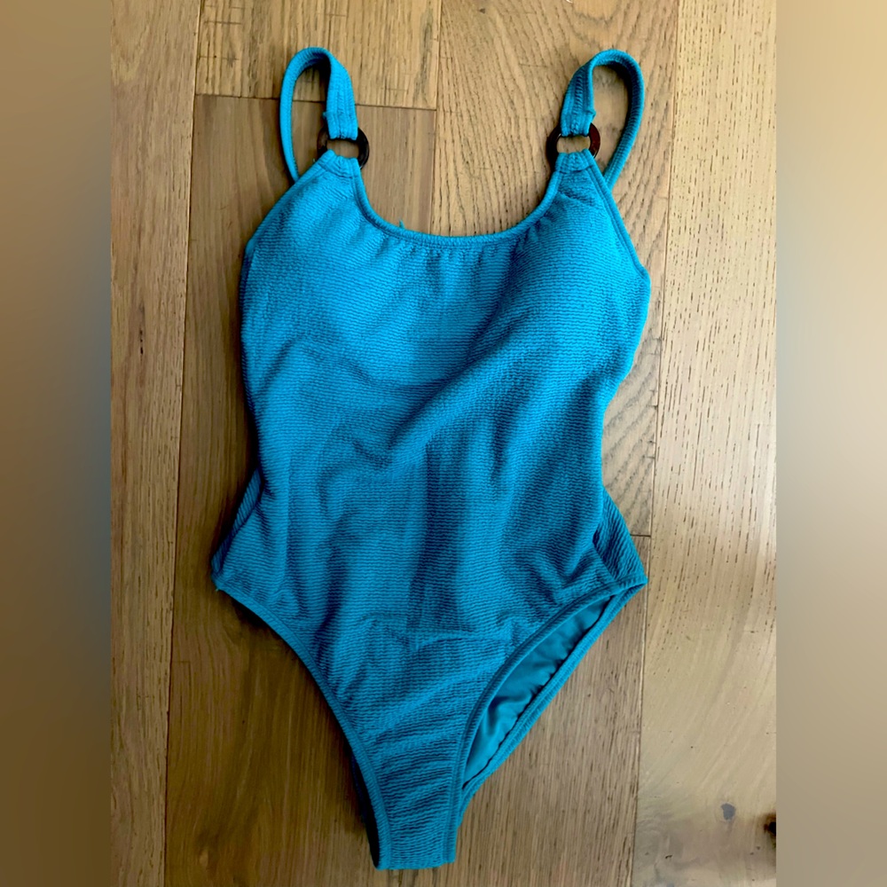 One piece swimsuit